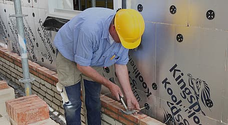 Spouwmuurisolatie met PIR platen verwerken