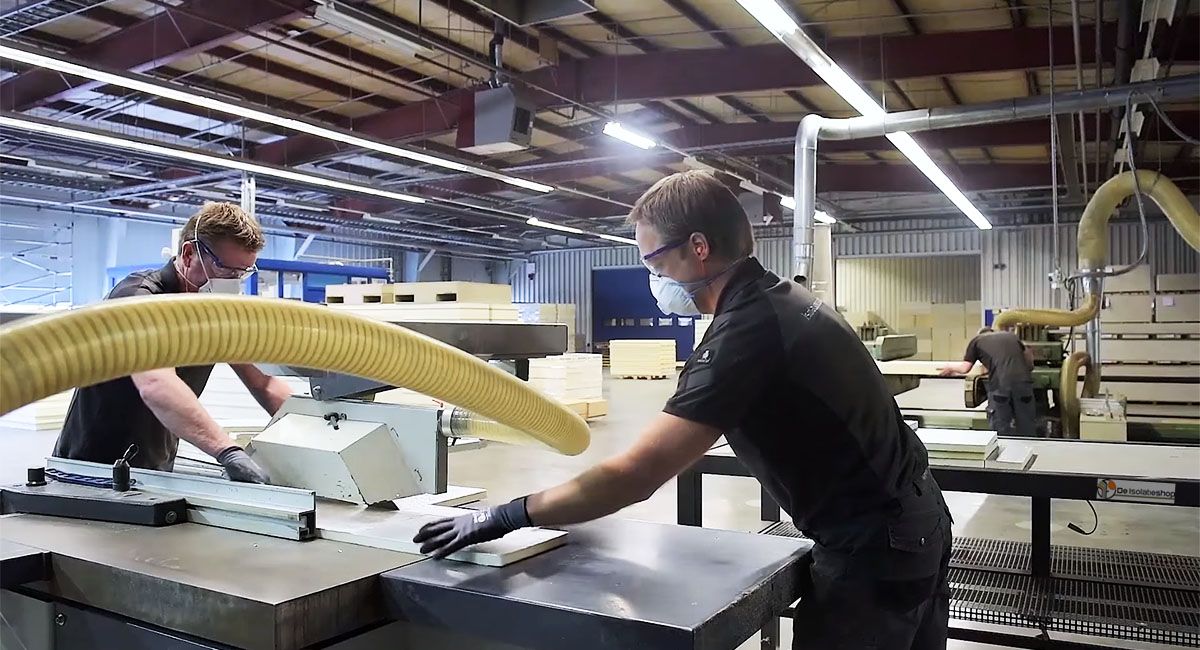 Op maat gezaagd isolatiemateriaal Op maat gezaagd isolatiemateriaal